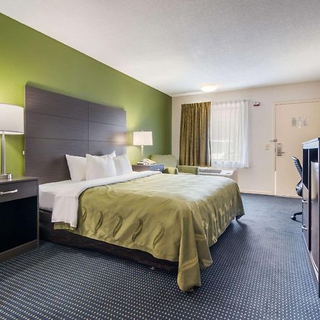 Quality Inn Little Creek Вирджиния-Бич Экстерьер фото