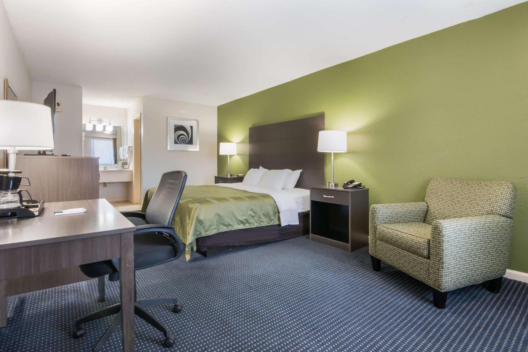 Quality Inn Little Creek Вирджиния-Бич Экстерьер фото