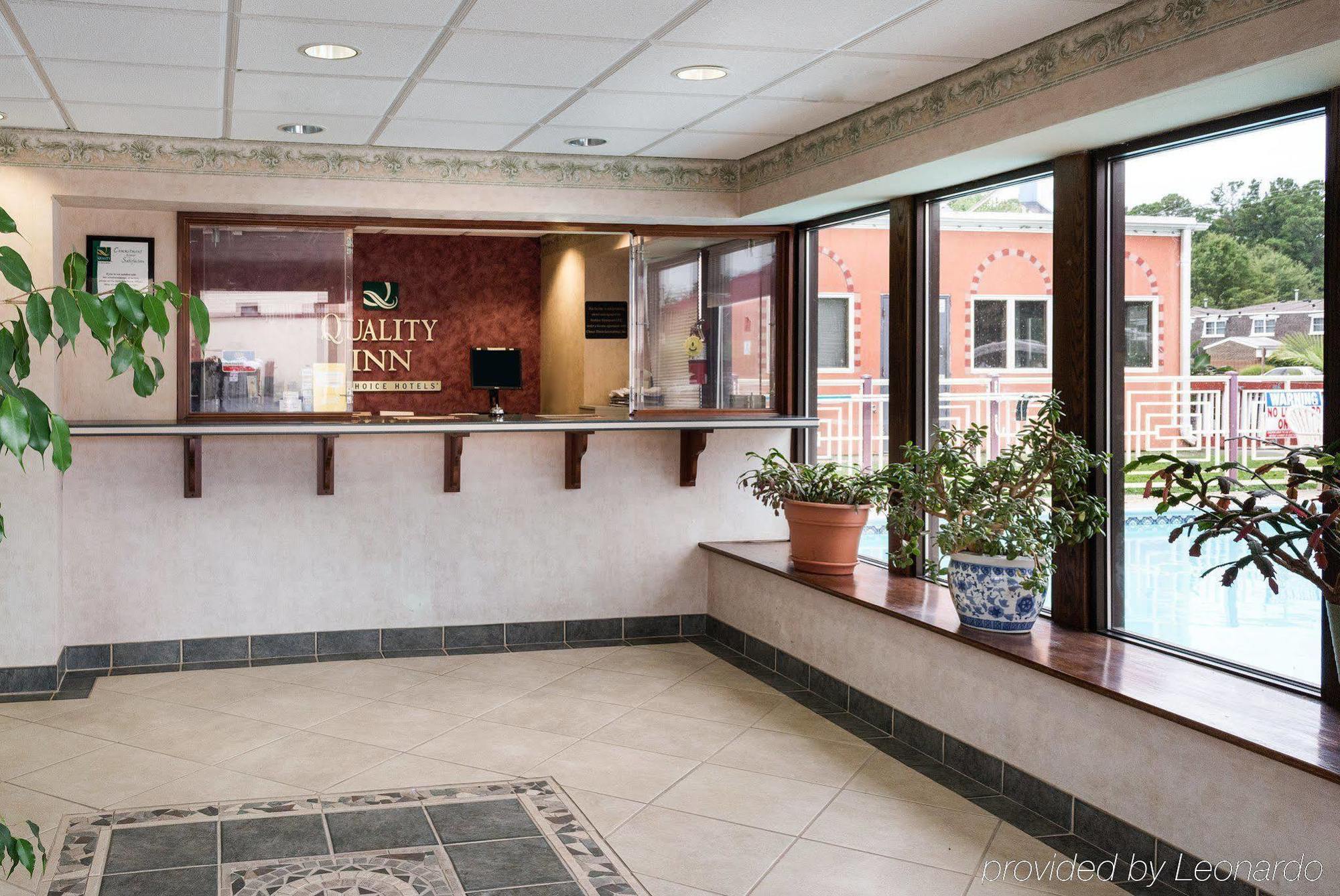 Quality Inn Little Creek Вирджиния-Бич Экстерьер фото
